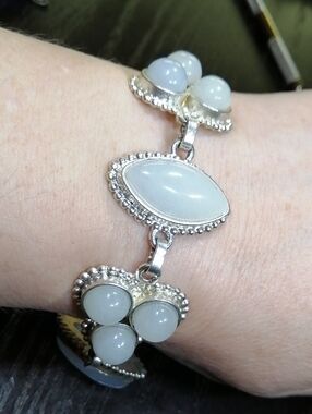 Gorgeous Moonstone Cabochons Link Bracelet Fits 7.5"